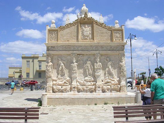 Fontana Greca